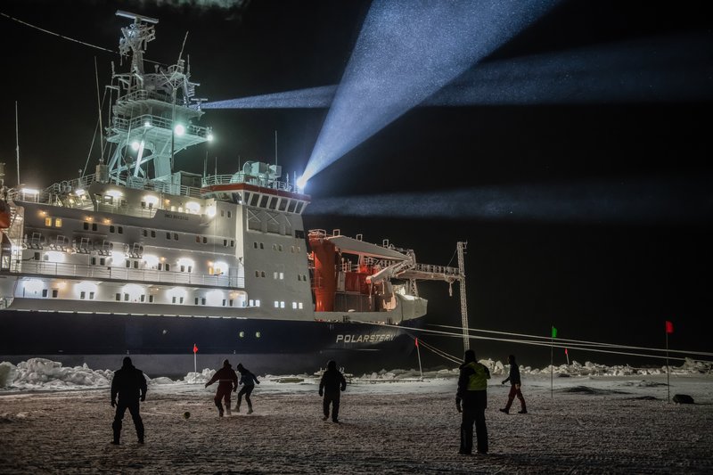 06695ccc-5f6d-4532-a9ce-1654c2e4499a