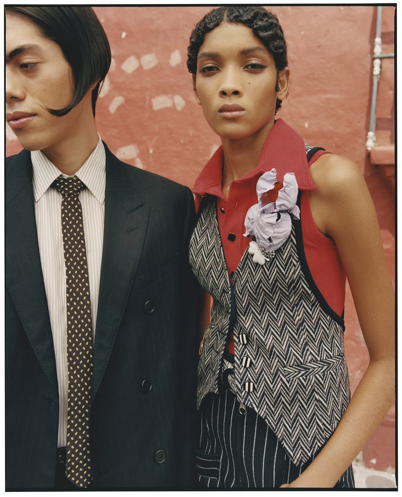 e5dfd5fa-76cf-45b3-8d66-aed691e24988