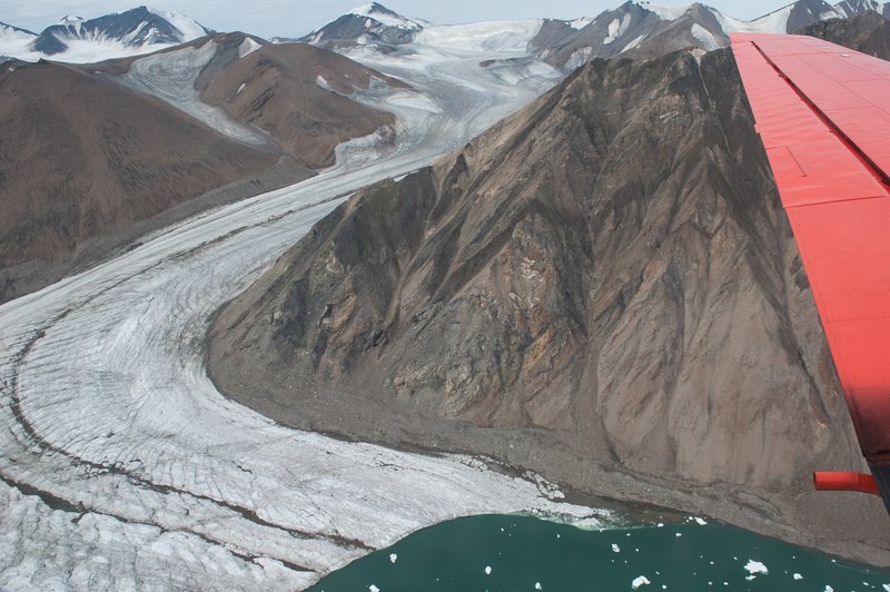 a0764438-bbd4-4293-8102-d57320277e57