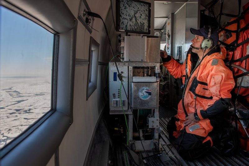 1a8e510a-569c-45ae-ba85-9173d20992d8