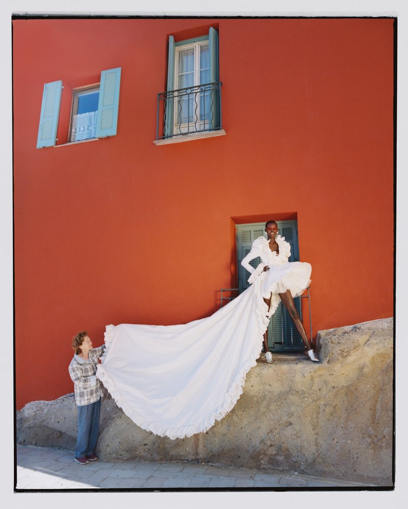 31c8df3f-9188-4bfc-b213-08d30214bcde