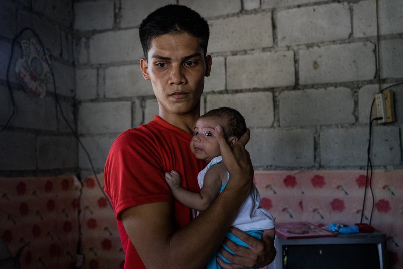 07dd8517-3ed9-48a6-9aec-a7f7ae001924