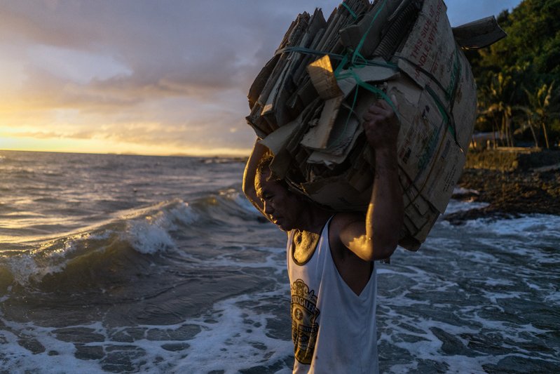 cfd0af06-1725-4d61-9342-0a2b42fa322e